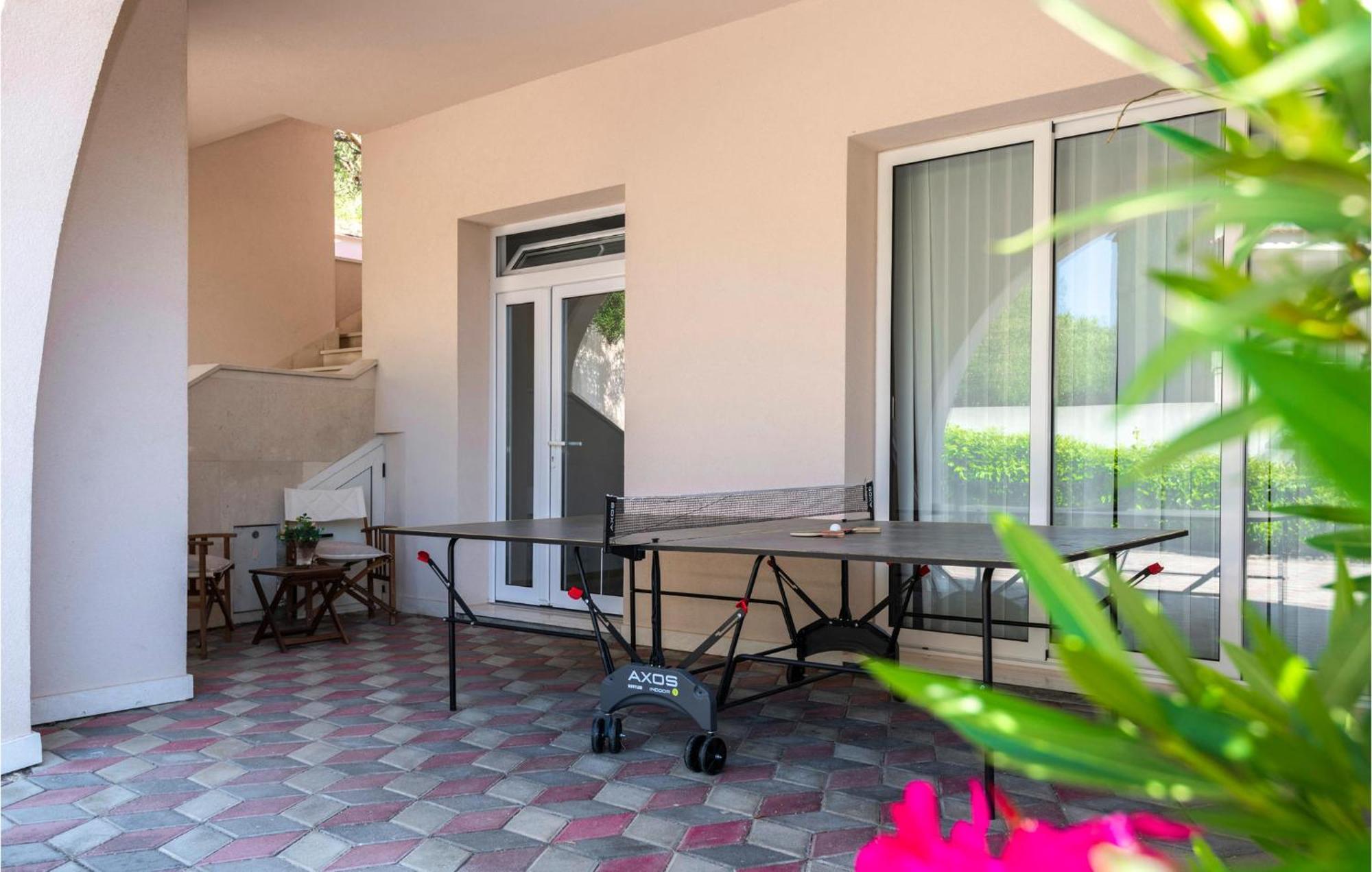 3 Bedroom Gorgeous Home In Makarska Exterior foto