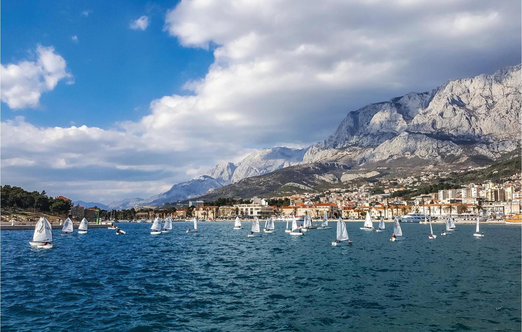 3 Bedroom Gorgeous Home In Makarska Exterior foto