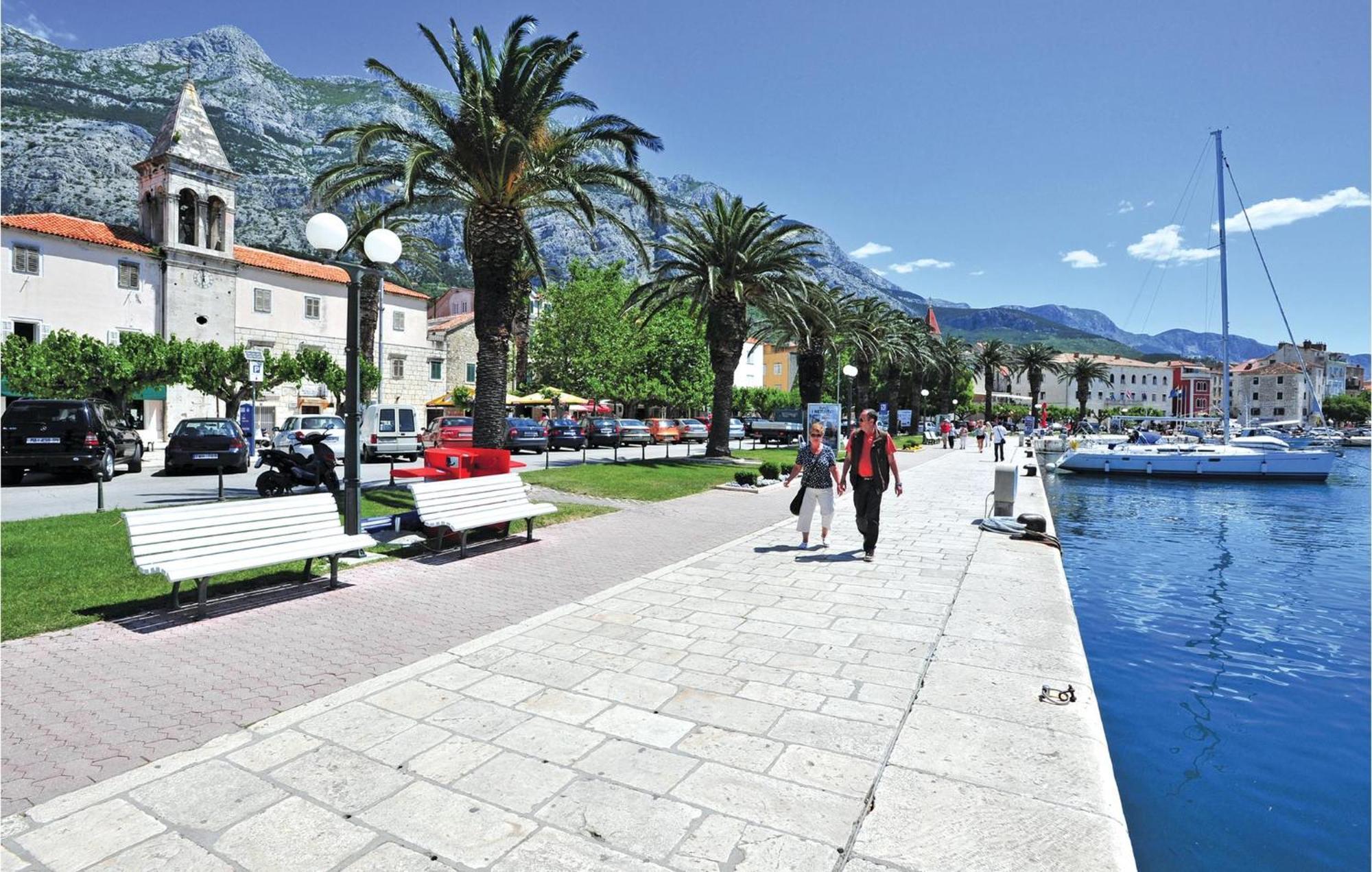 3 Bedroom Gorgeous Home In Makarska Exterior foto